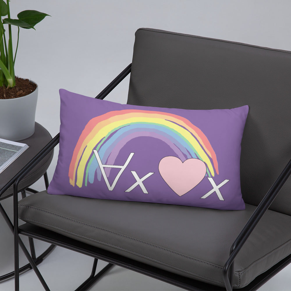 Love Everyone: Throw Pillow